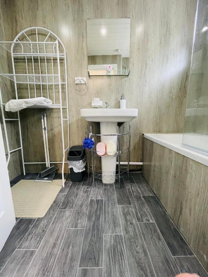 مارستون غرين Alder House - A Modern Vibrant 4 Bedroom House المظهر الخارجي الصورة