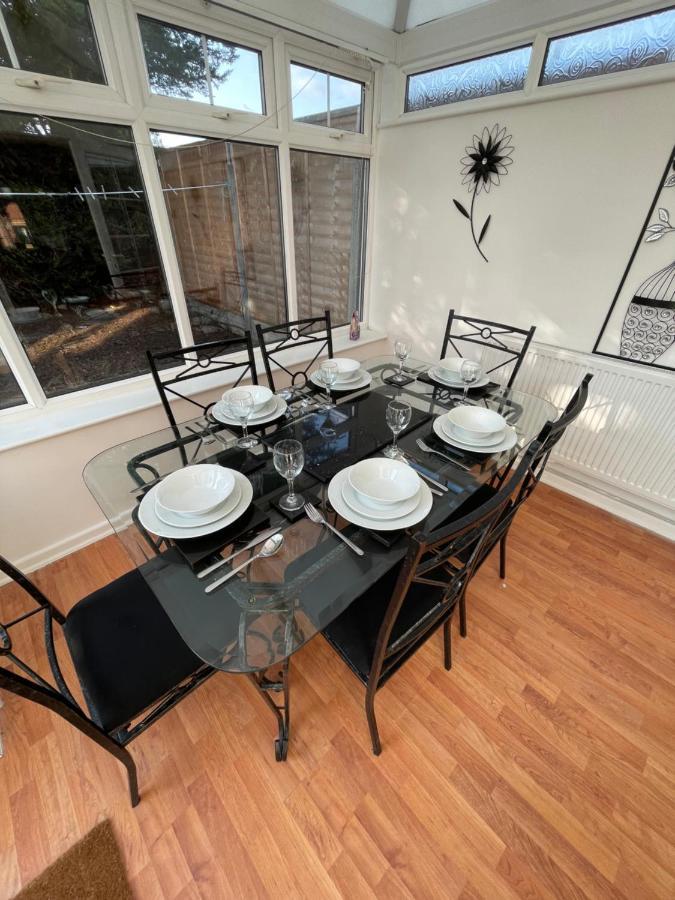 مارستون غرين Alder House - A Modern Vibrant 4 Bedroom House المظهر الخارجي الصورة